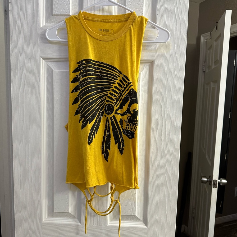 The Drive yellow Indian tank